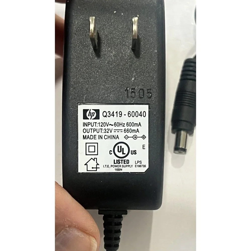 Genuine HP Q3419-60040 I.T.E AC Adapter Power Supply 32v & 600mA